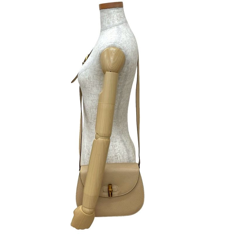 Gucci Vintage Bamboo Turnlock Leather Shoulder Bag — view 3