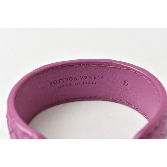Bottega Veneta Bracelet Bangle in Nappa Light Purple — view 5