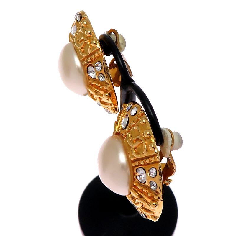 Chanel Glamour Pearl and Crystal Gold-Tone — view 4