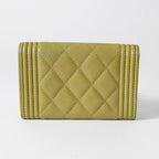 Chanel Card Case Boy Green — view 3