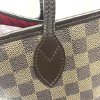 Louis Vuitton Damier Neverfull MM Leather Tote Shoulder Bag — view 9
