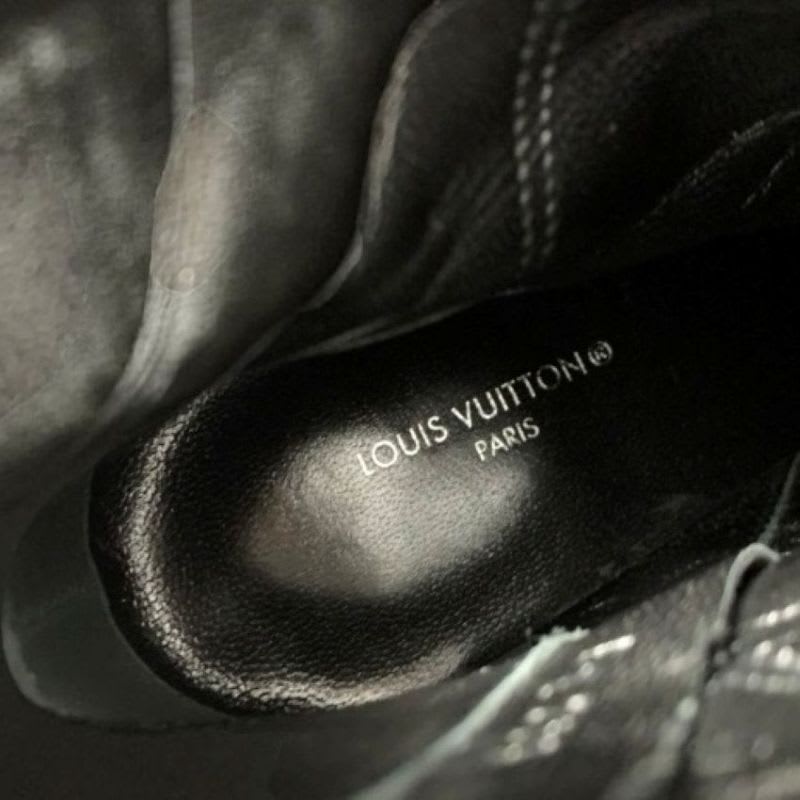 Louis Vuitton Silhouette Line Monogram Boots Short Shoes Suede Black — view 8