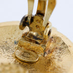 Chanel Coco Mark Vintage Gold Plated 97 a 20.2 g Earrings — view 6