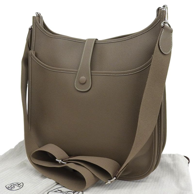 Hermes Evelyne III GM Shoulder Bag — view 2