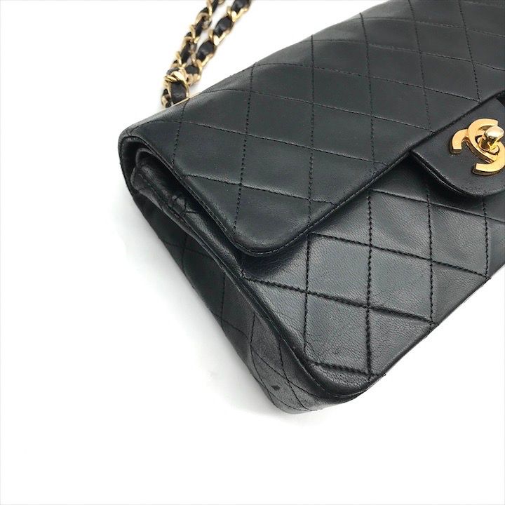 Chanel CC Logo Chain Shoulder Bag Lambskin Double Flap Black — view 5