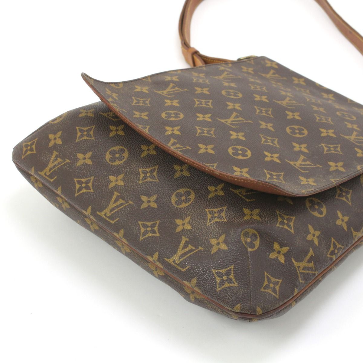 Louis Vuitton Monogram Musette Shoulder Bag — view 6