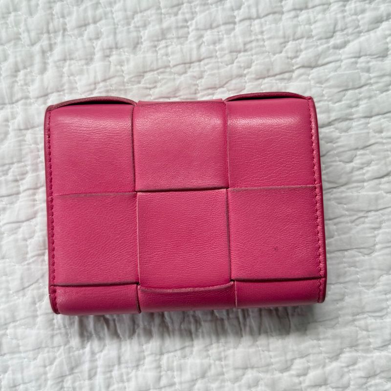 Bottega Veneta Trifold Wallet Cassette Intrecciato Leather Compact — view 6