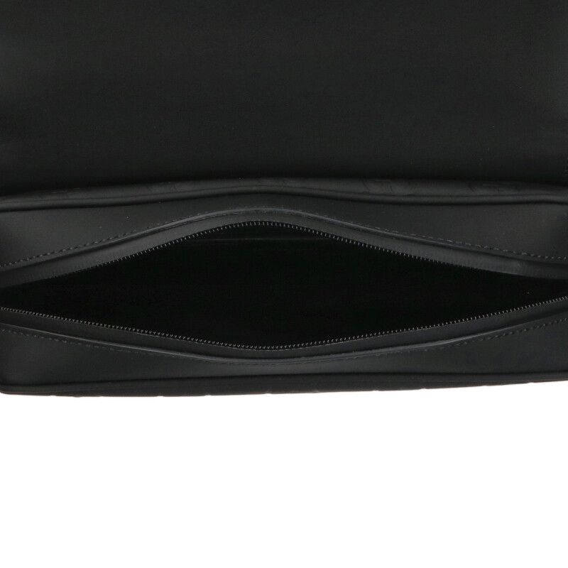 Gucci GG Medium Messenger Shoulder Bag — view 3