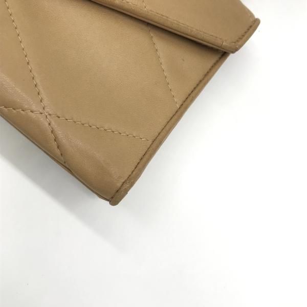 Chanel Quilted Chain Hand Bag Beige — view 5