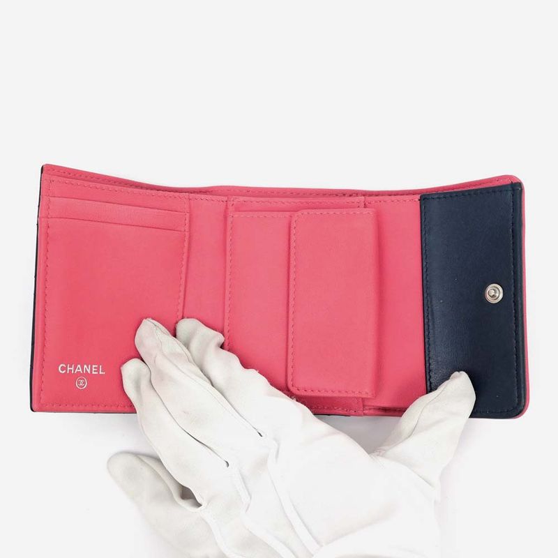 Chanel Trifold Wallet Quilted Bicolor Navy Pink Lambskin — view 6