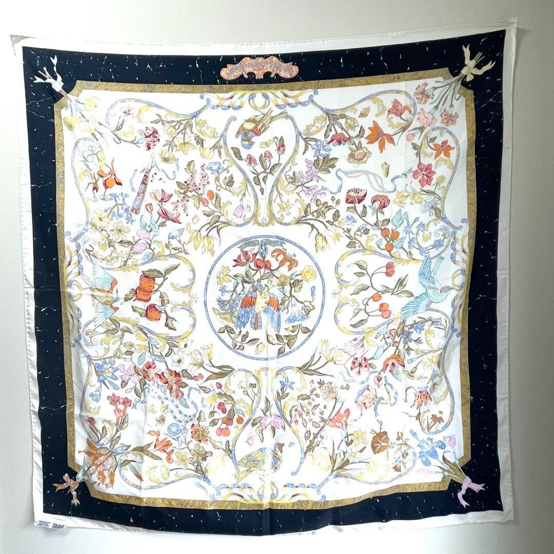 Hermes Scarf Carre 90 Oriental Stone and Western Stonework Silk — view 4