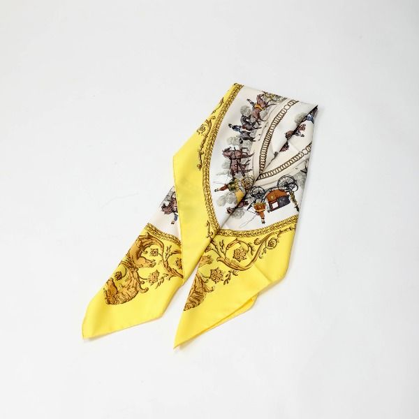 Hermes Carre 90 Scarf Ron Chien Walk To Yellow — view 5
