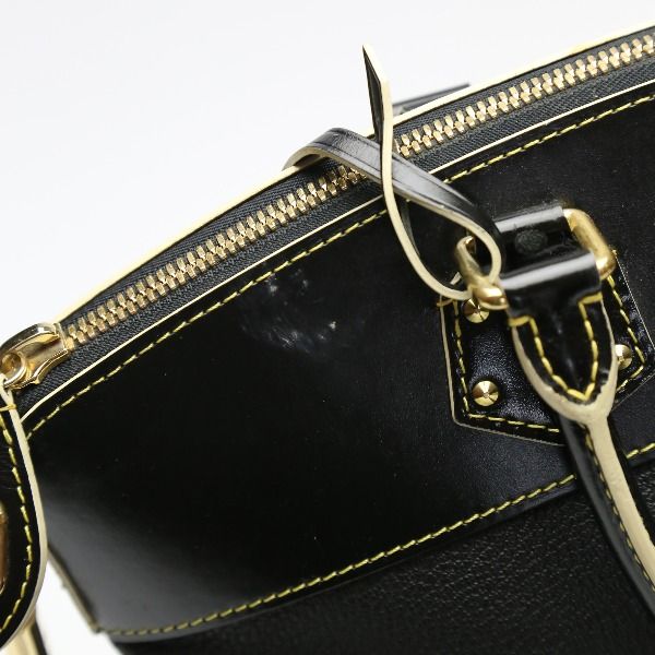 Louis Vuitton Suhali Lock It PM Handbag Noir Black — view 6