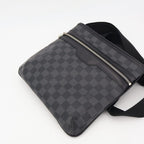 Louis Vuitton Thomas Damier Graphite Shoulder Bag — view 8