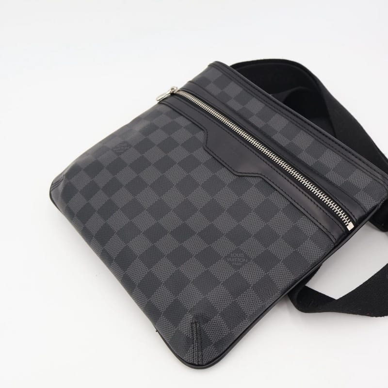 Louis Vuitton Thomas Damier Graphite Shoulder Bag — view 8