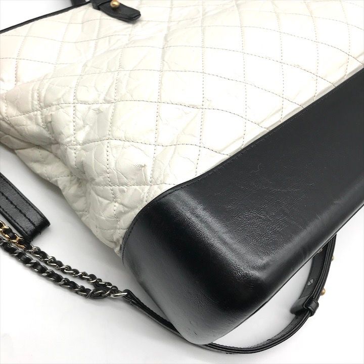 Chanel CC Logo Quilted Gabriel 2-Way White Bicolor Purse — view 5