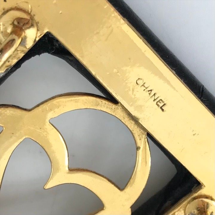 Chanel CC Logo Leather Belt Black Gold — view 8